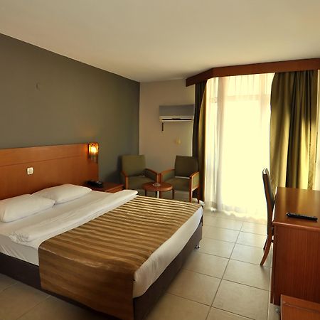 Surtel Hotel Kusadası Eksteriør bilde
