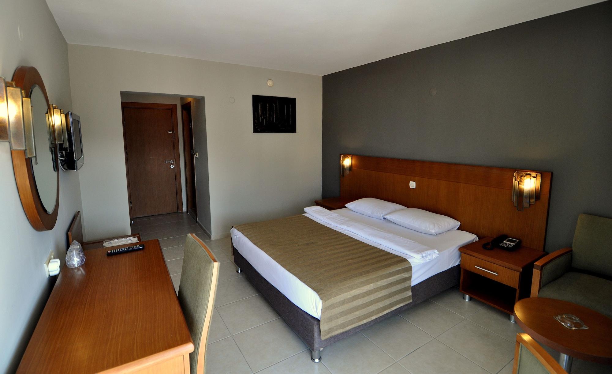 Surtel Hotel Kusadası Eksteriør bilde