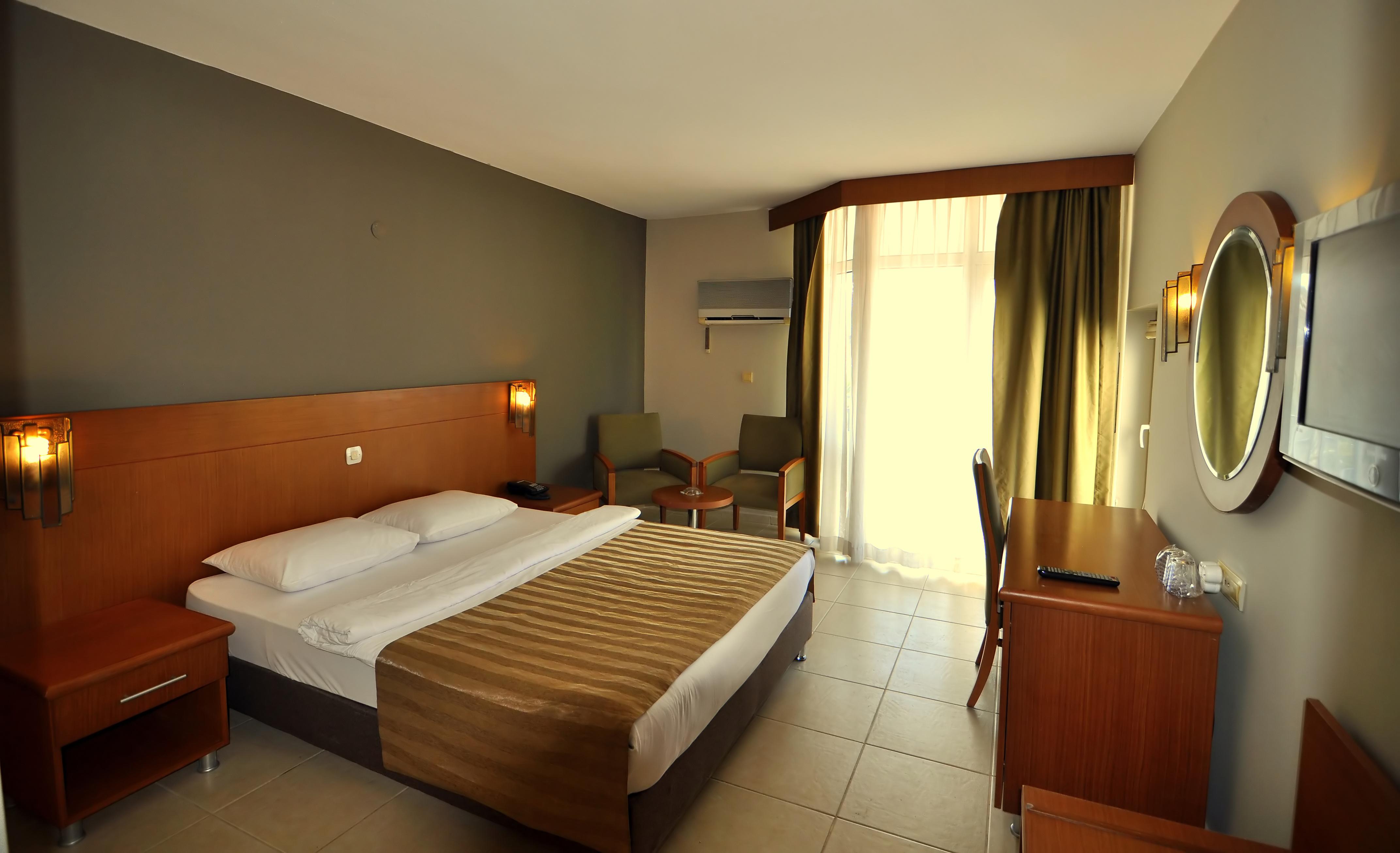 Surtel Hotel Kusadası Eksteriør bilde