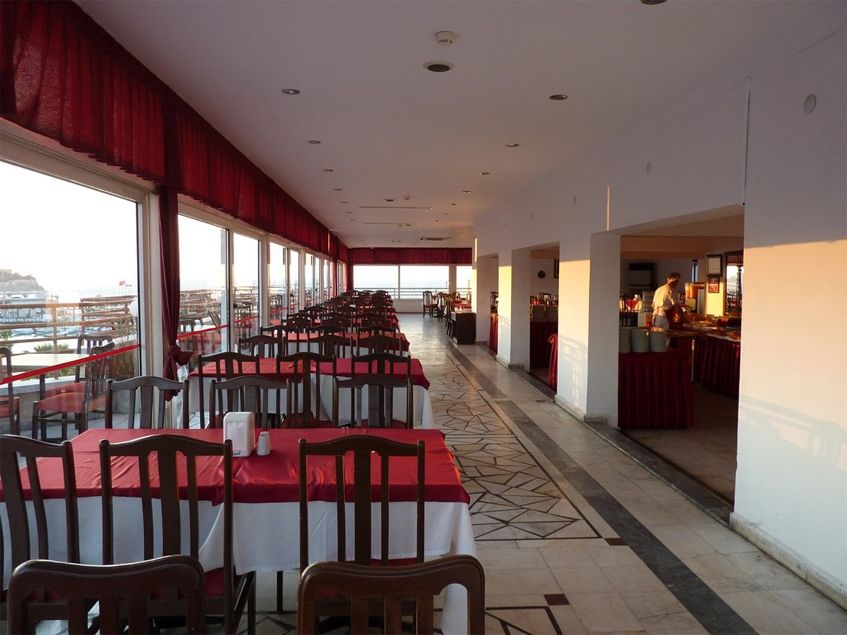 Surtel Hotel Kusadası Eksteriør bilde
