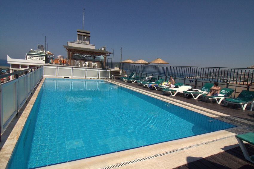 Surtel Hotel Kusadası Eksteriør bilde