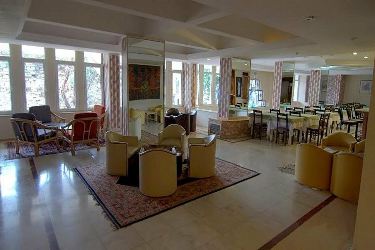 Surtel Hotel Kusadası Eksteriør bilde