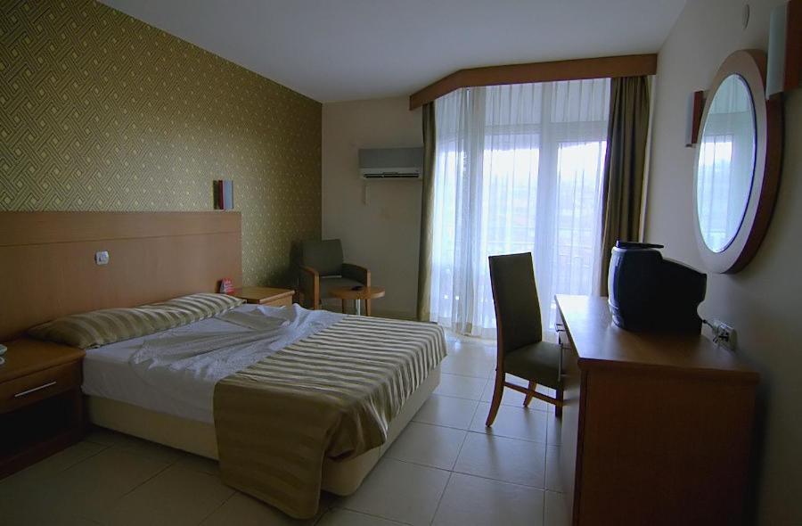 Surtel Hotel Kusadası Eksteriør bilde